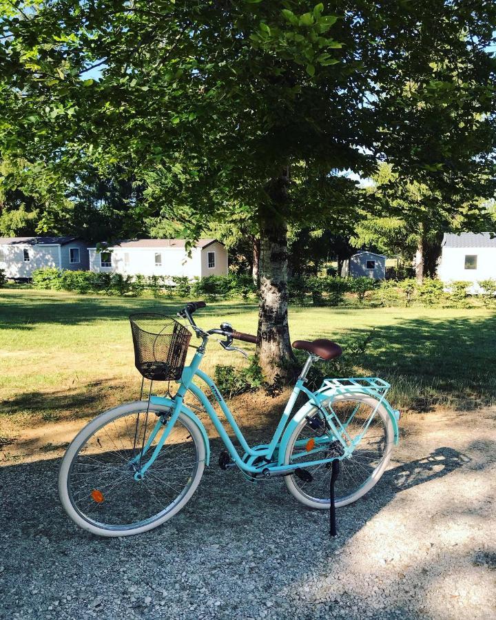 Camping Paradis De Maillac Sainte-Nathalene Exterior photo