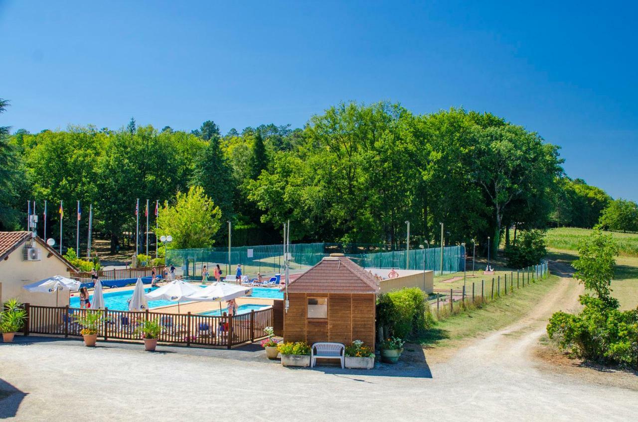 Camping Paradis De Maillac Sainte-Nathalene Exterior photo