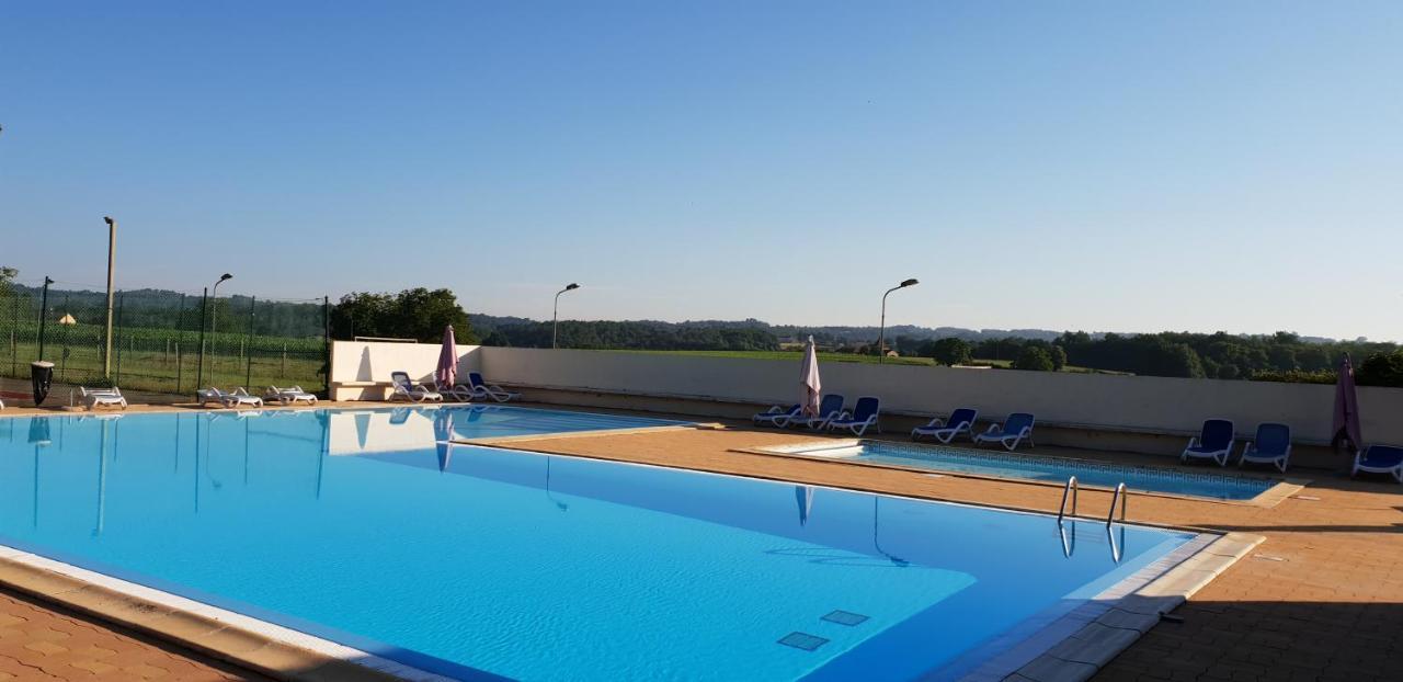 Camping Paradis De Maillac Sainte-Nathalene Exterior photo